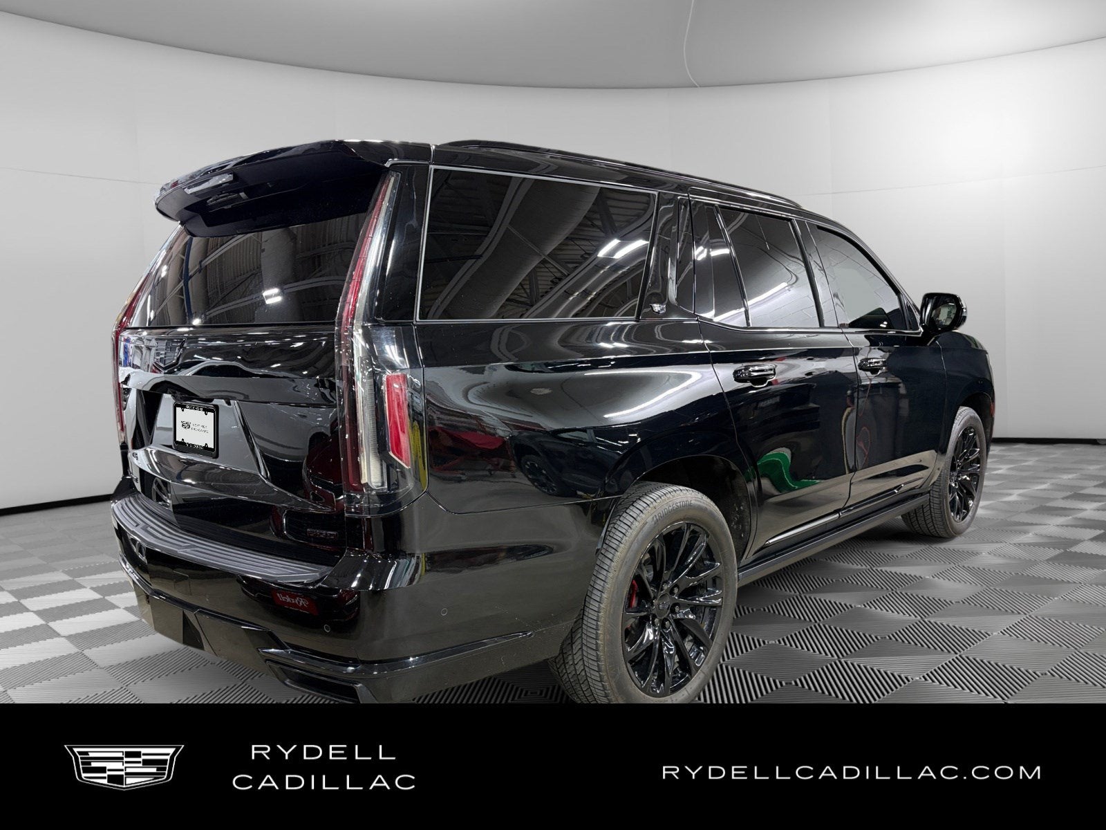 2023 Cadillac Escalade Sport