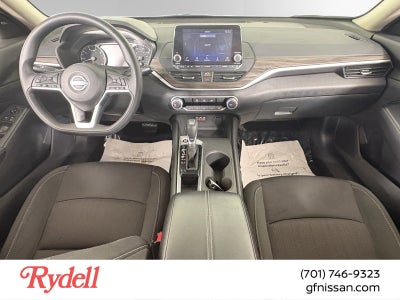 2025 Nissan Altima SV FWD