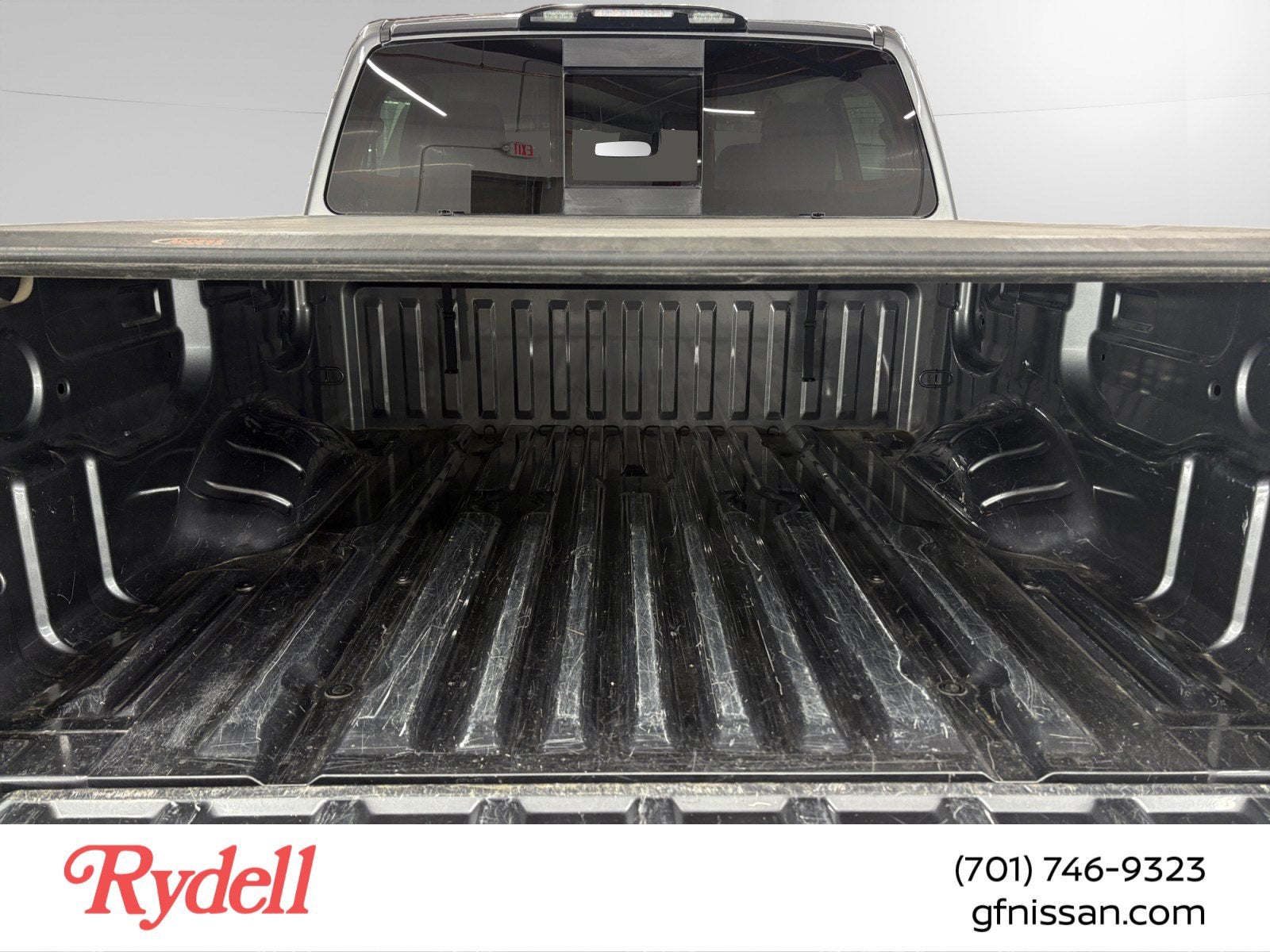 2021 Nissan TITAN Crew Cab SV 4x4
