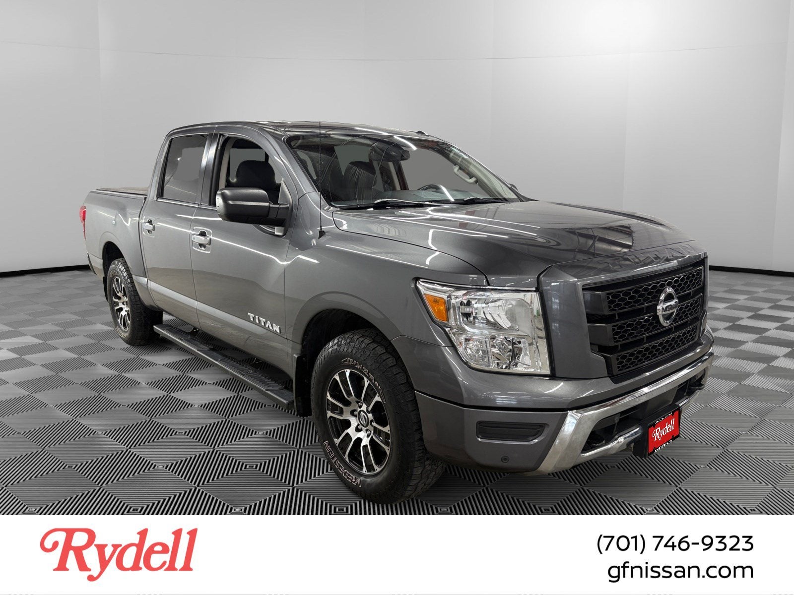 2021 Nissan TITAN Crew Cab SV 4x4