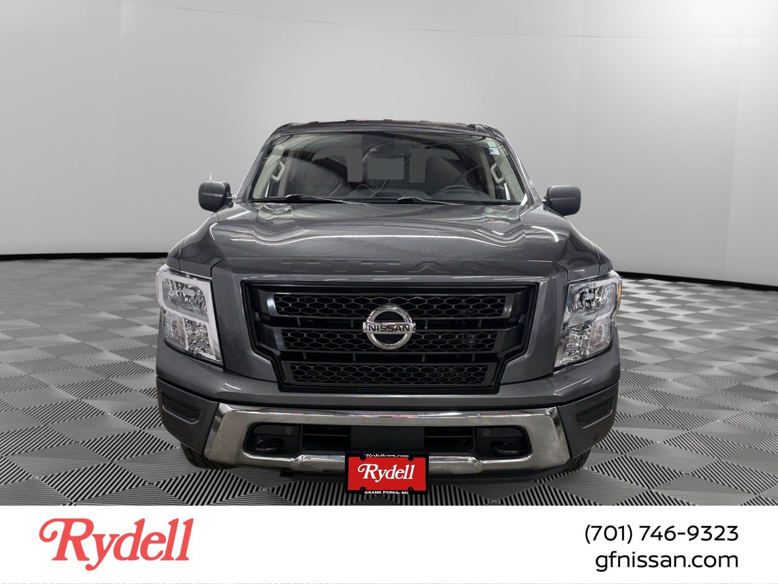 2021 Nissan TITAN Crew Cab SV 4x4