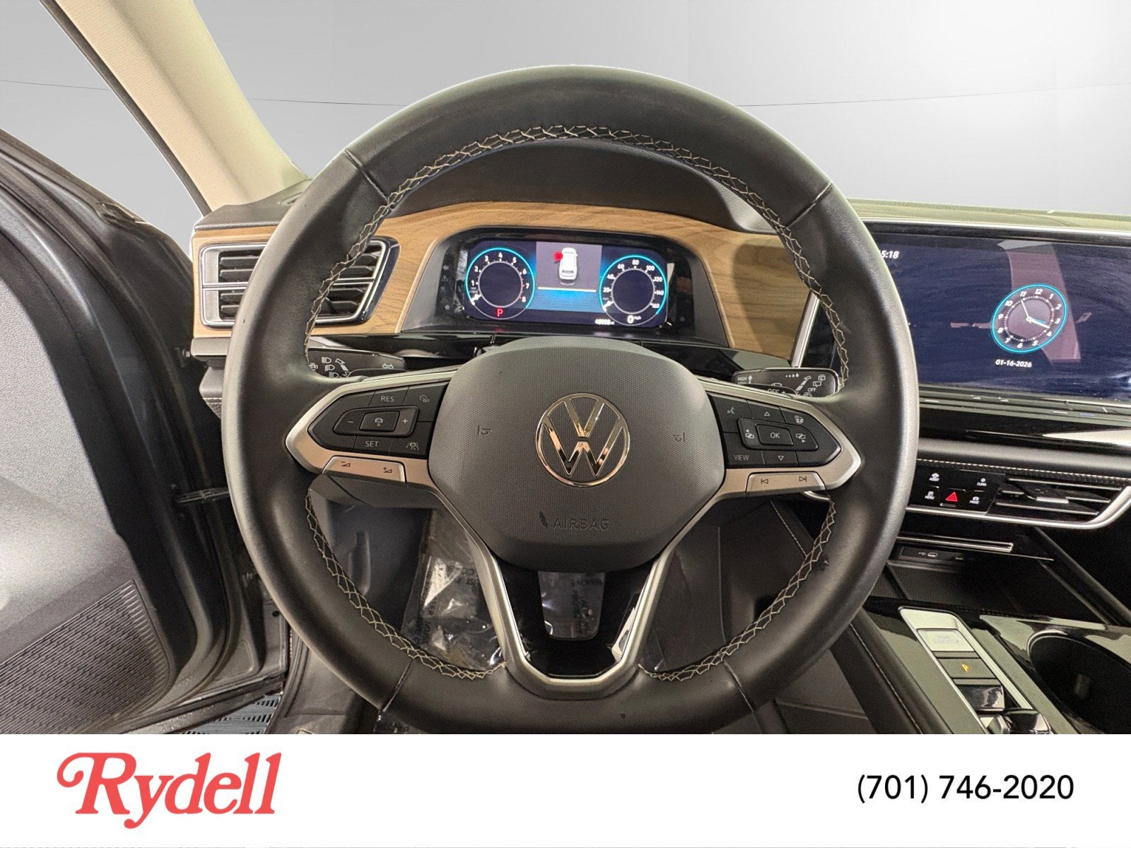 2024 Volkswagen Atlas 2.0T SE w/Technology