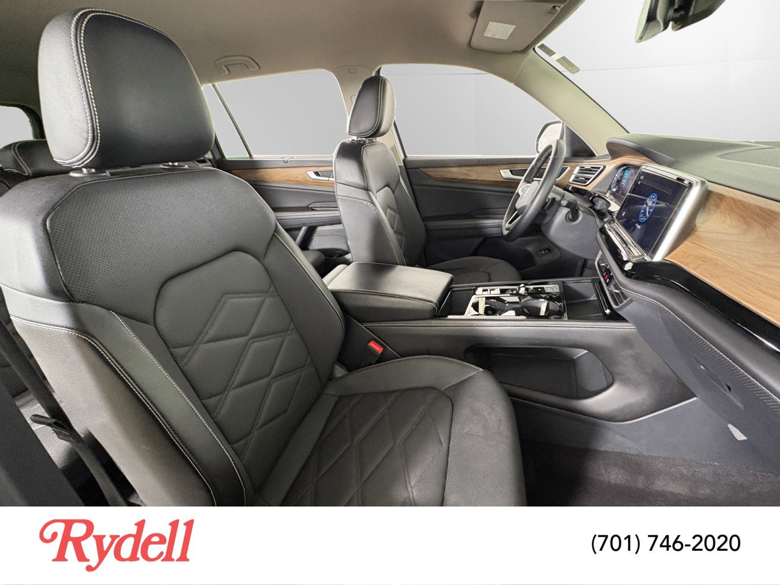 2024 Volkswagen Atlas 2.0T SE w/Technology