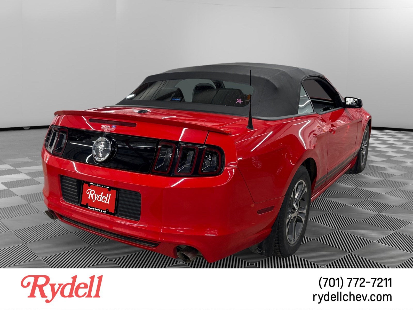 2014 Ford Mustang V6