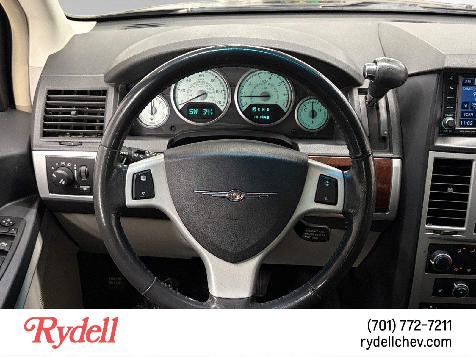 2010 Chrysler Town & Country Touring Plus