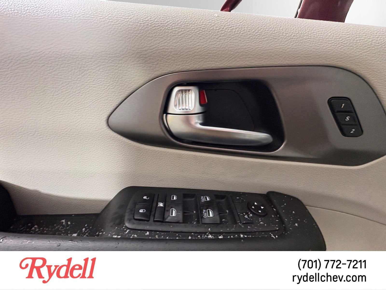 2020 Chrysler Pacifica Touring L