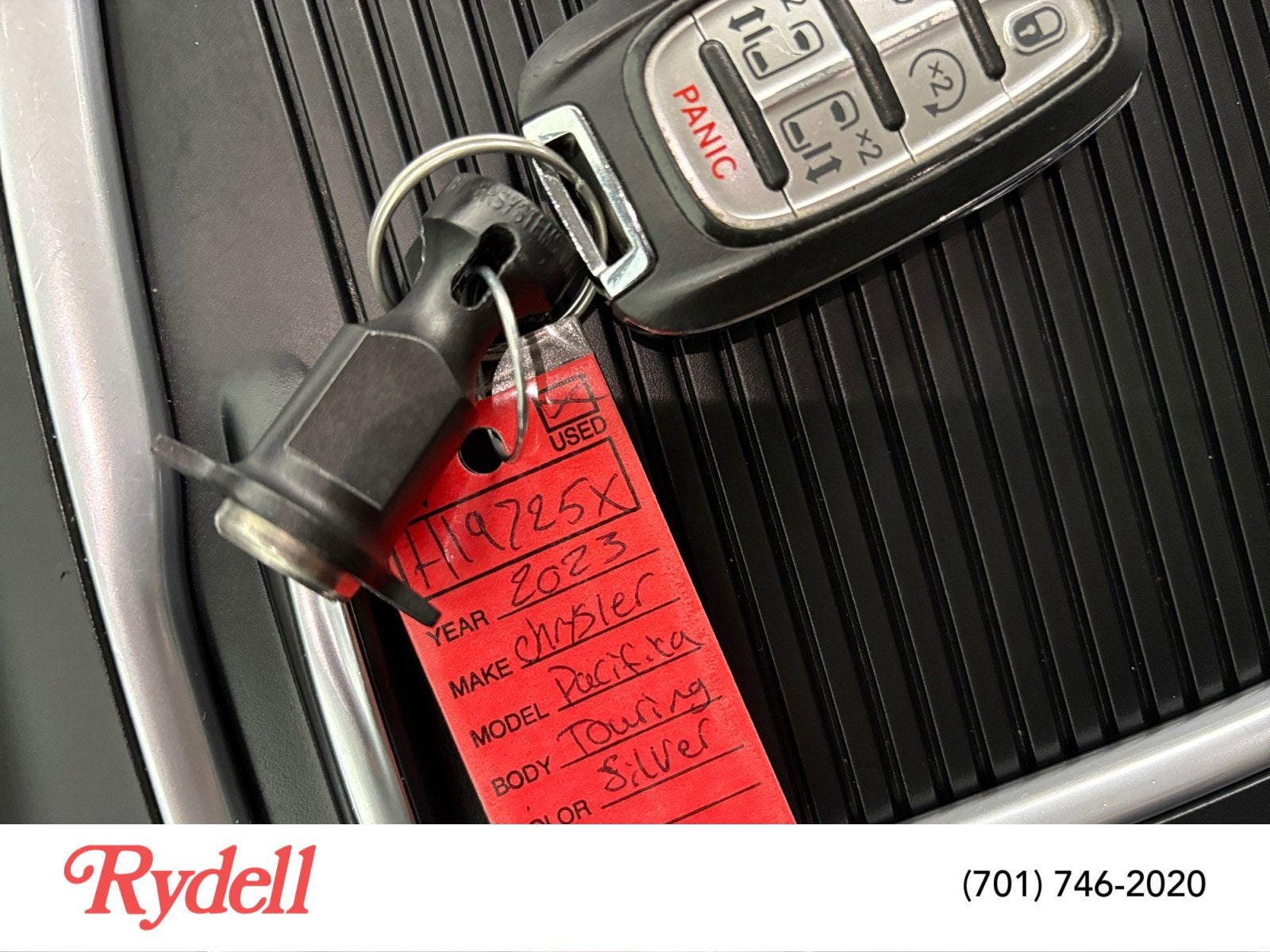 2023 Chrysler Pacifica Touring L