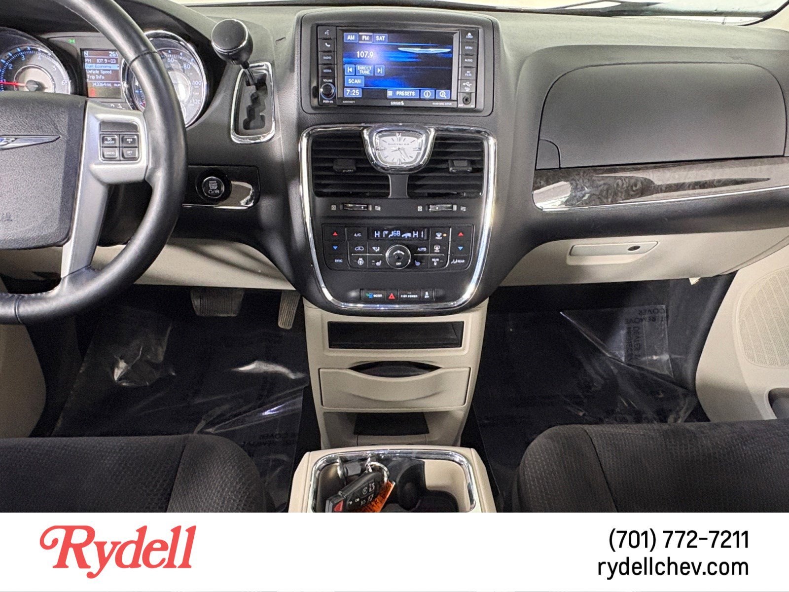 2015 Chrysler Town & Country Touring