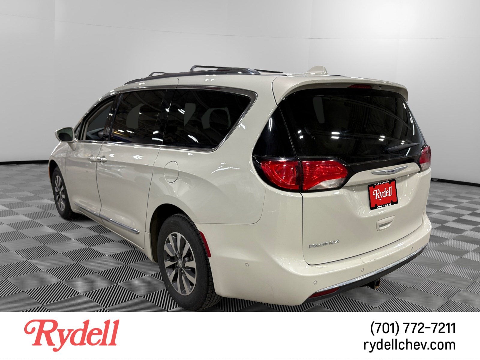 2020 Chrysler Pacifica Touring L Plus