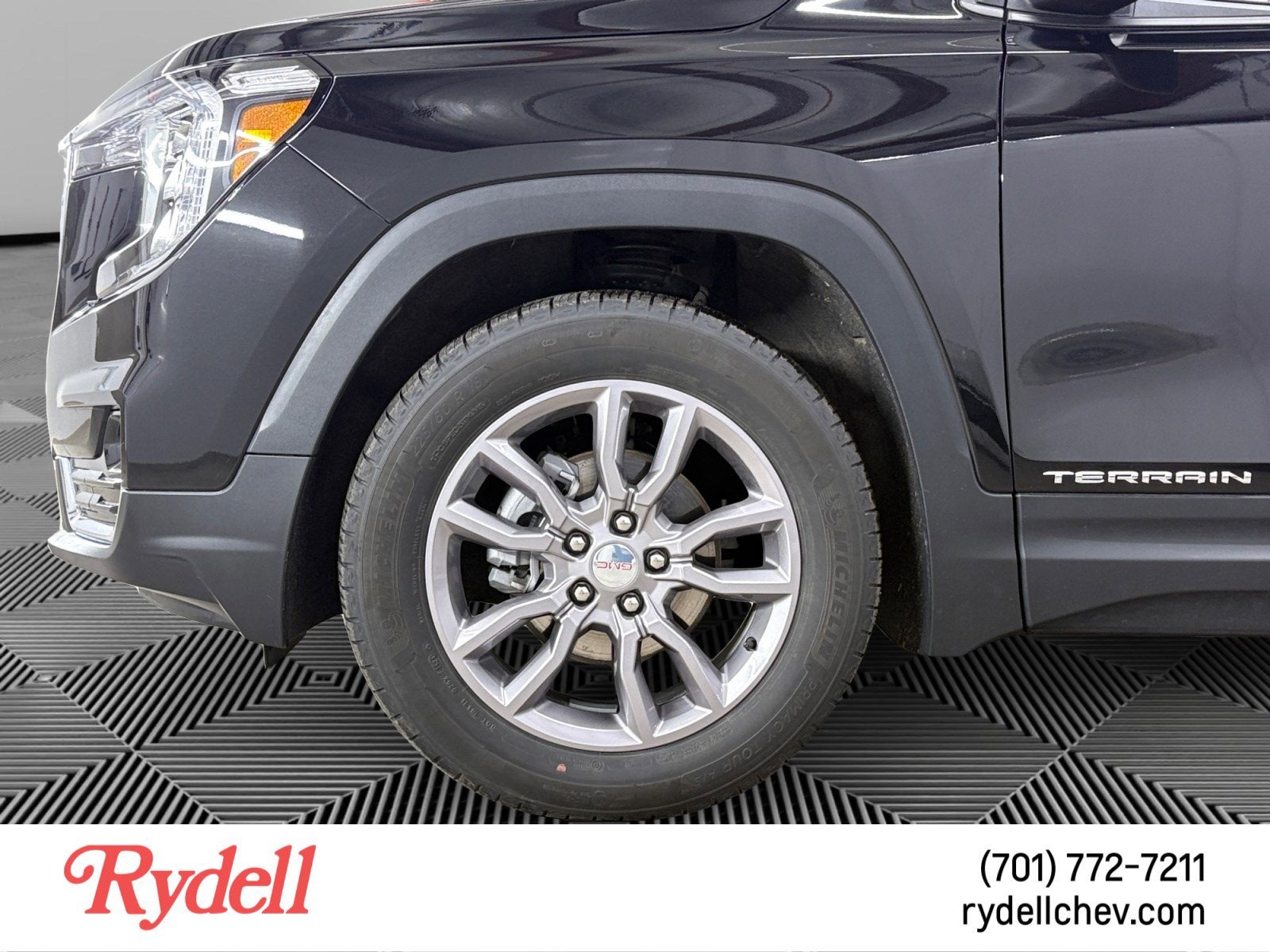 2024 GMC Terrain SLT