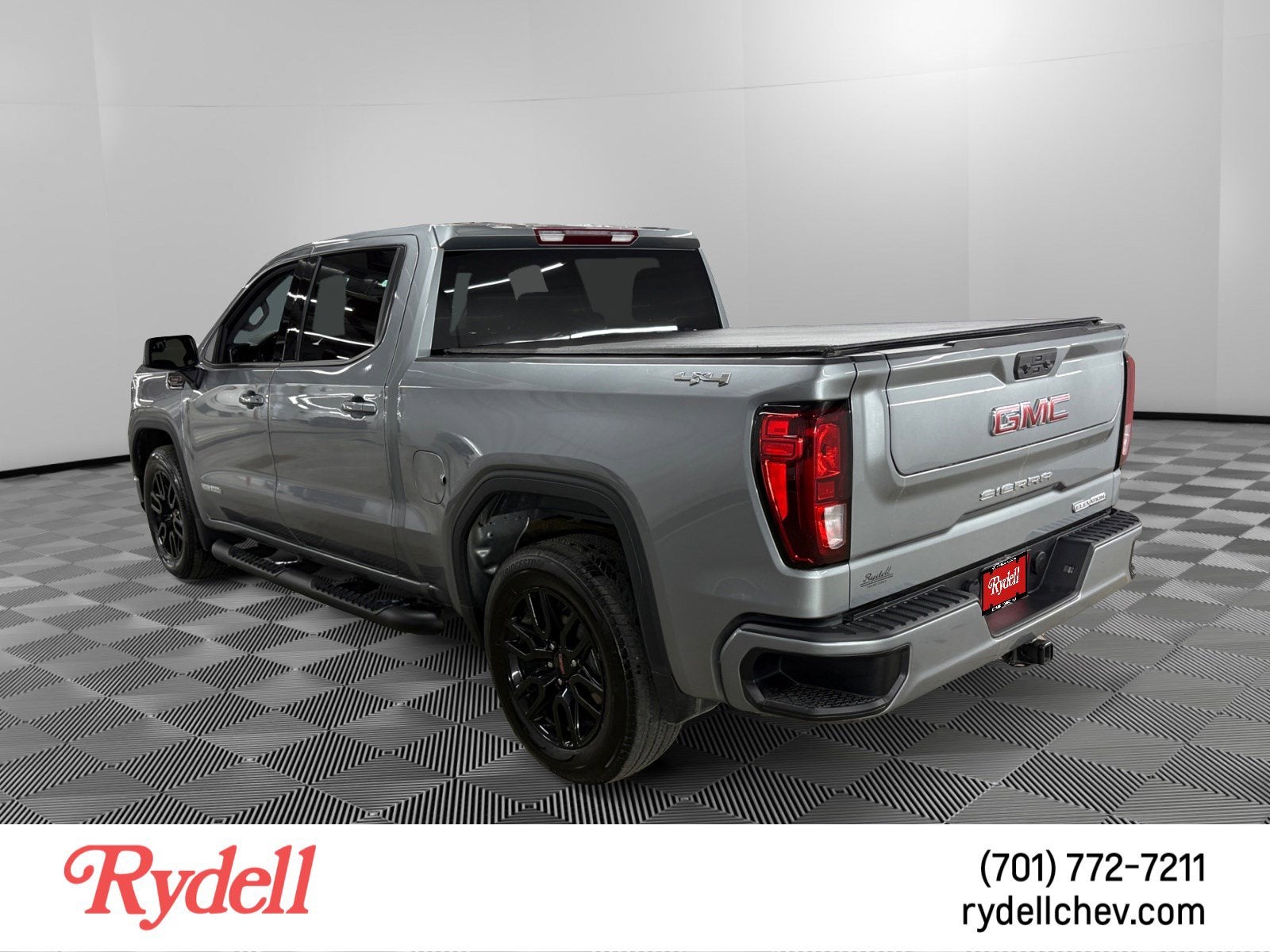 2025 GMC Sierra 1500 Elevation