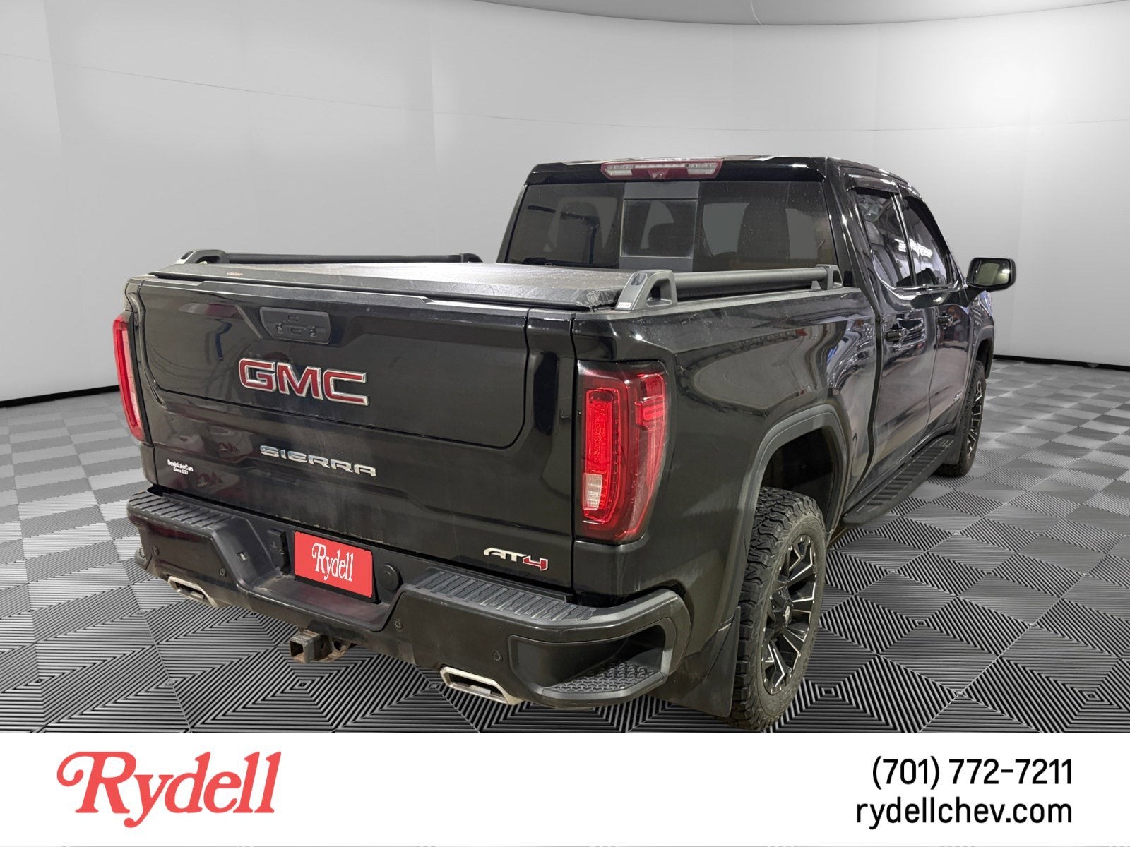 2021 GMC Sierra 1500 AT4