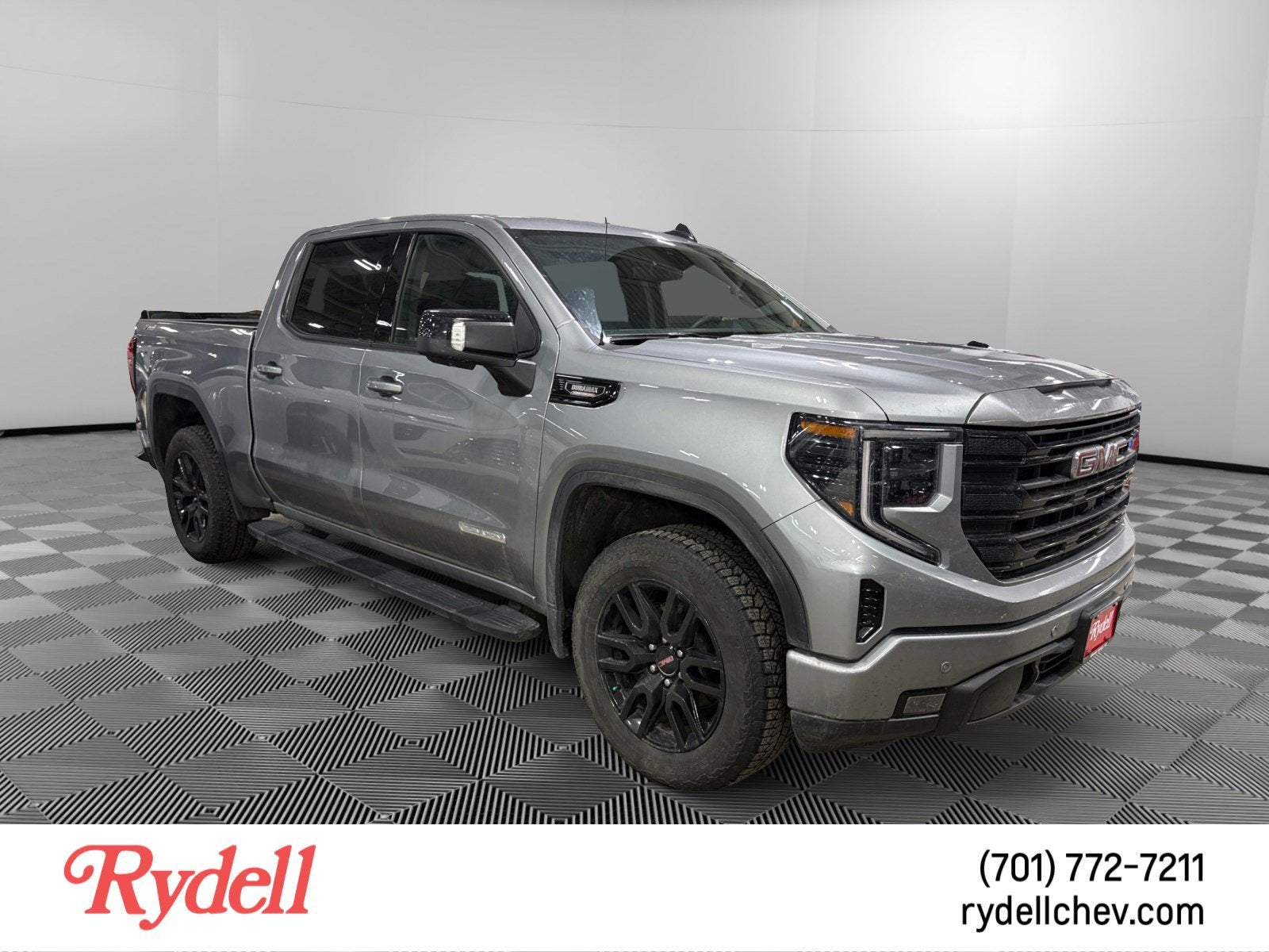 2025 GMC Sierra 1500 Elevation