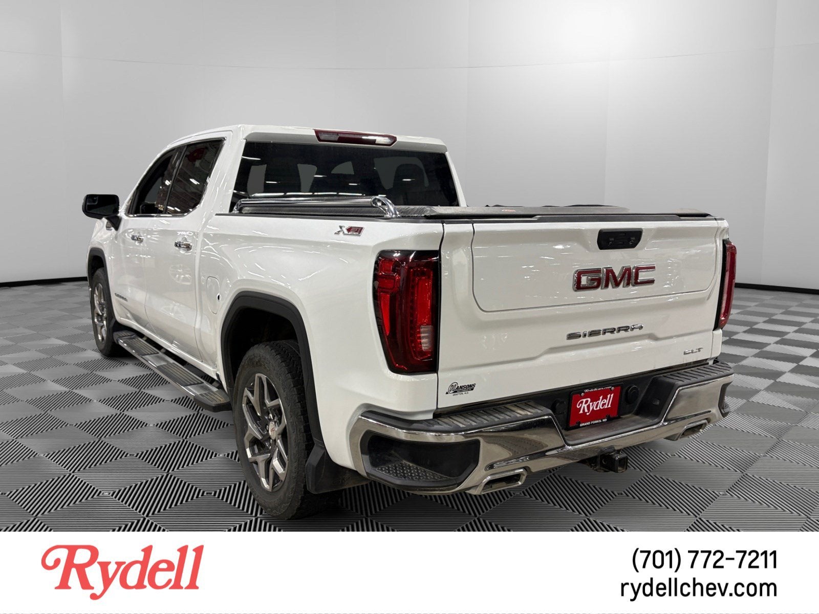 2022 GMC Sierra 1500 SLT