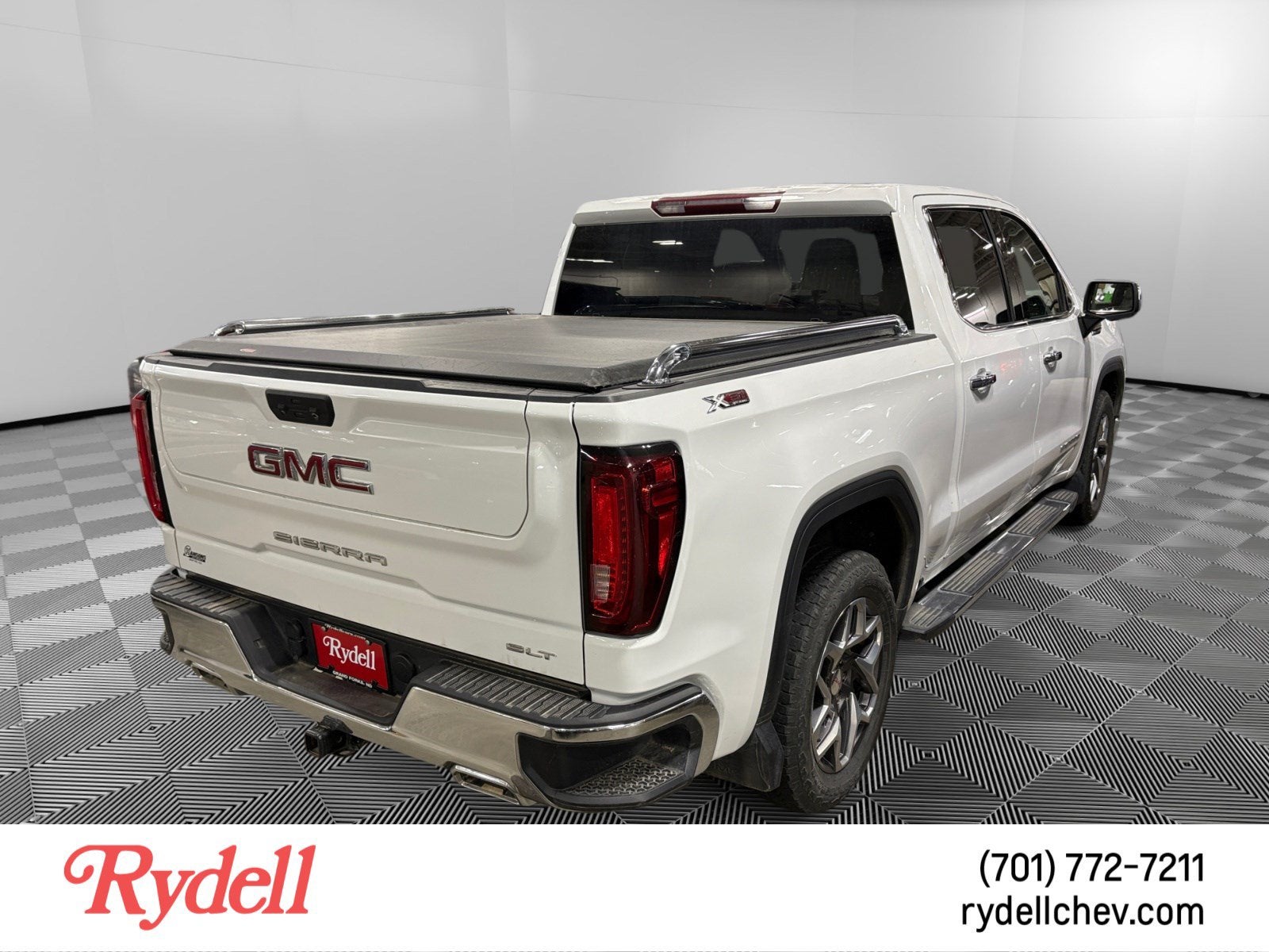 2022 GMC Sierra 1500 SLT