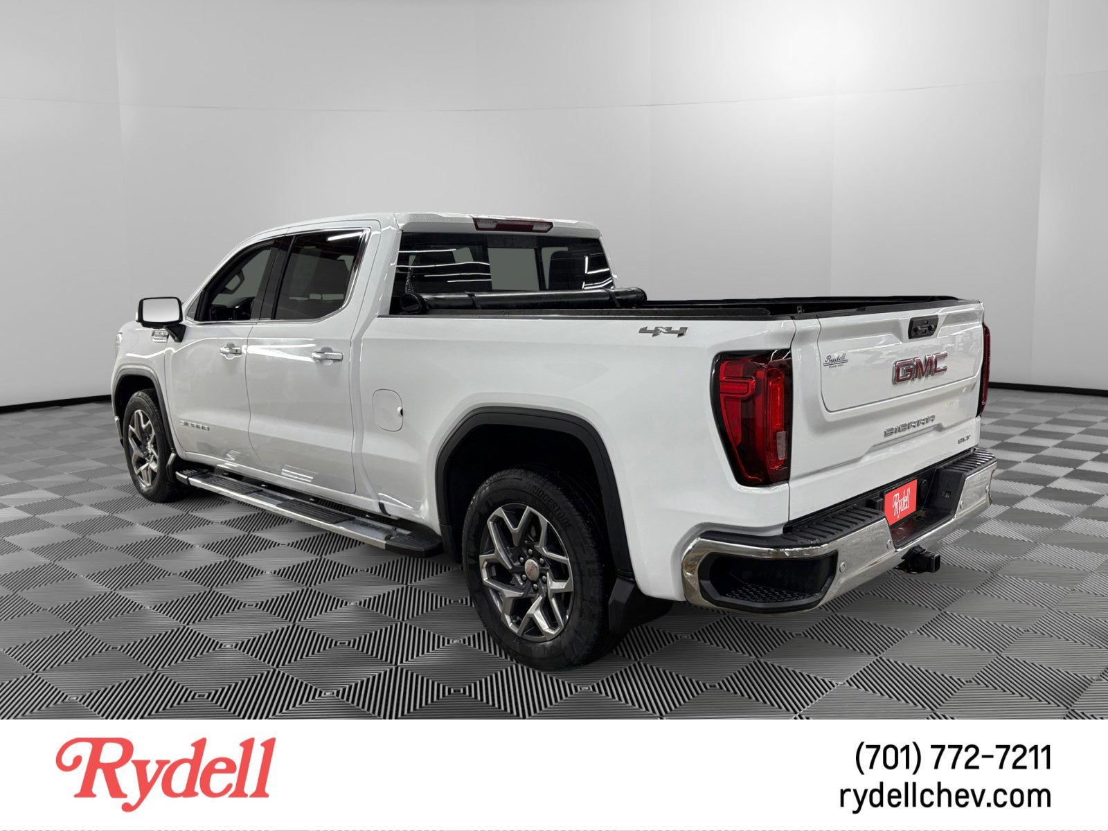 2023 GMC Sierra 1500 SLT
