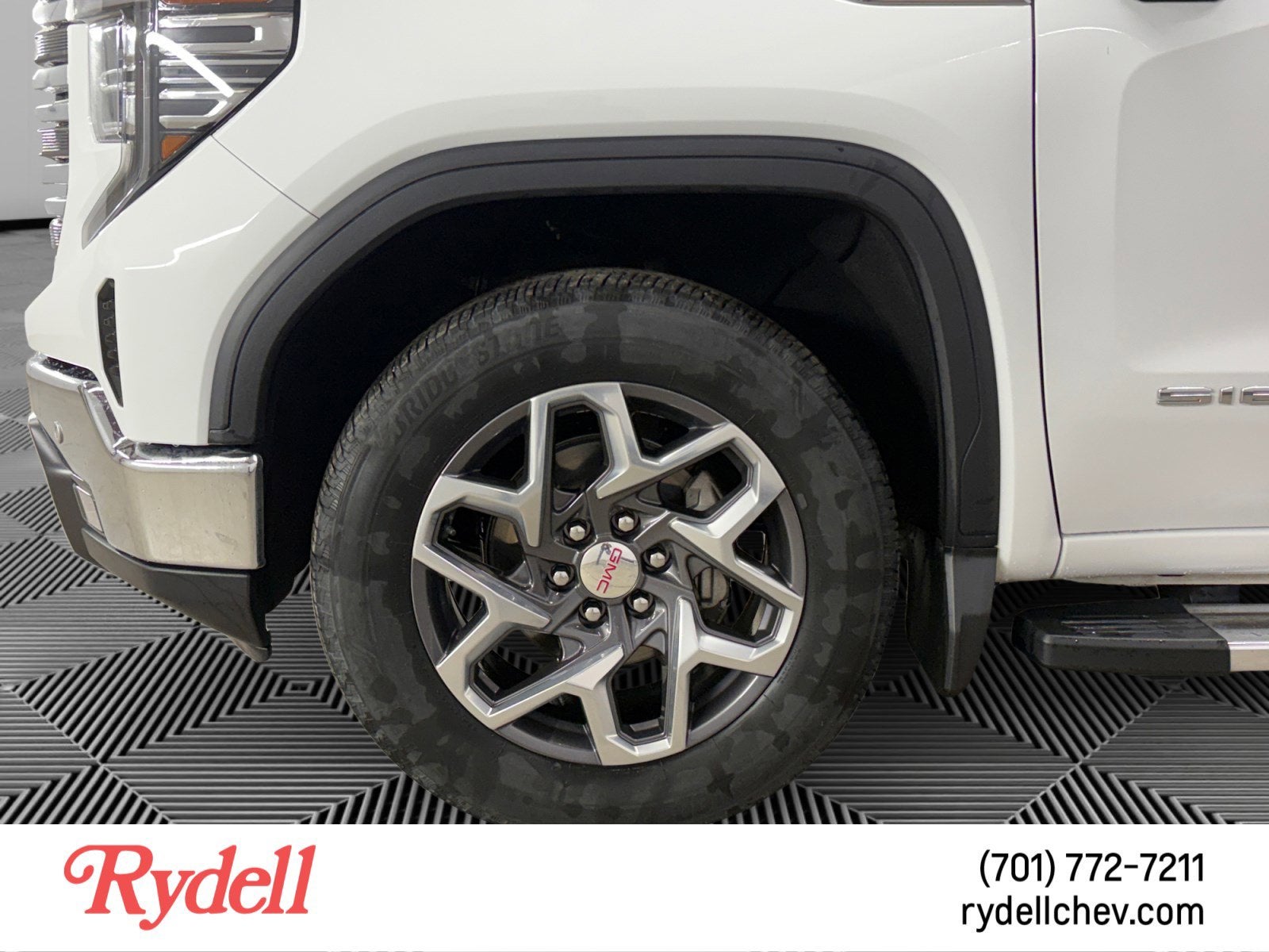2023 GMC Sierra 1500 SLT
