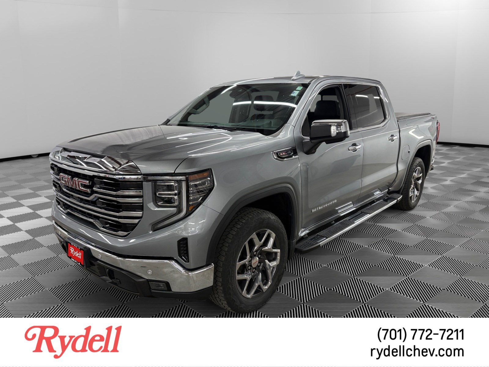 2024 GMC Sierra 1500 SLT
