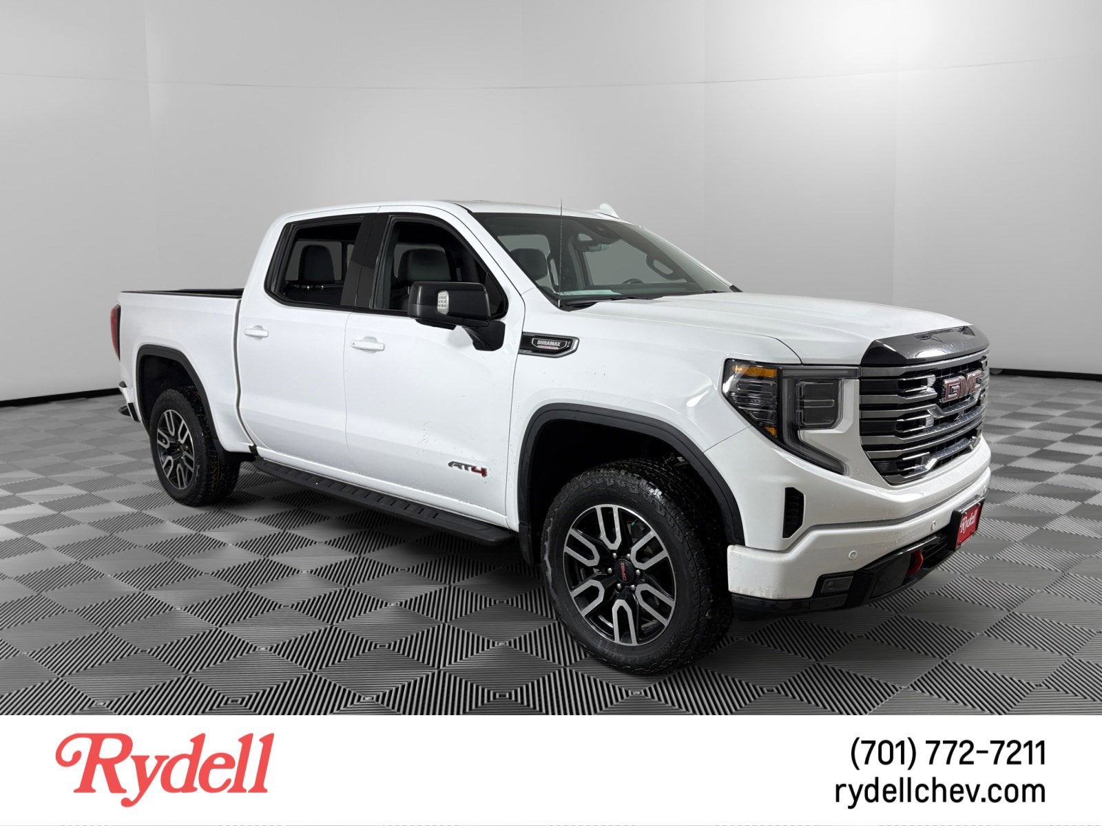 2025 GMC Sierra 1500 AT4
