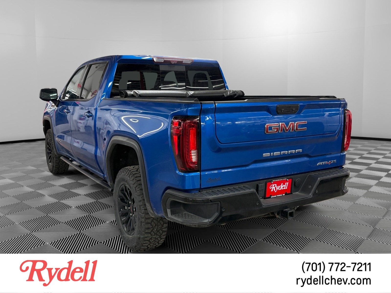 2023 GMC Sierra 1500 AT4X