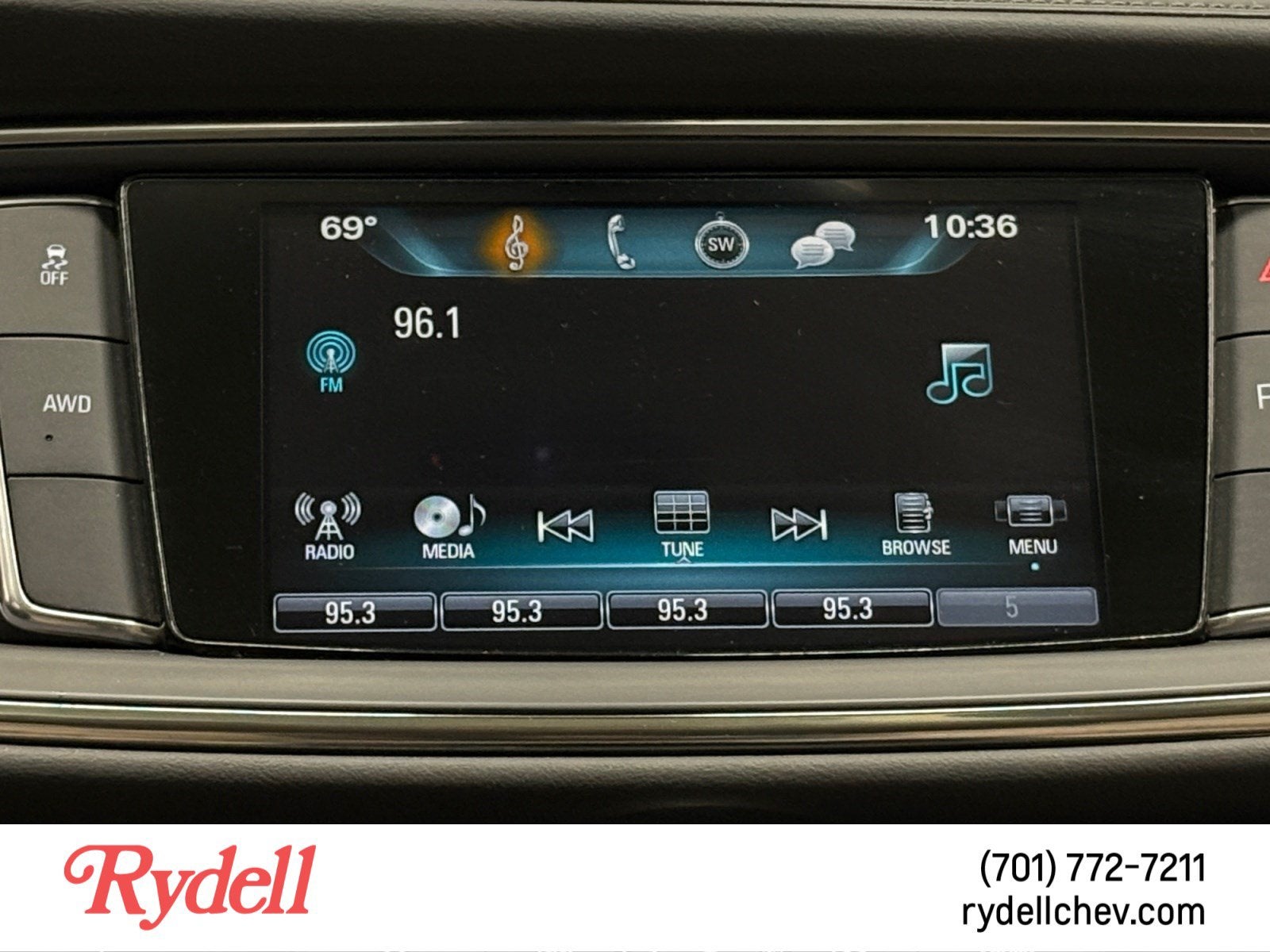 2018 Buick Enclave Essence