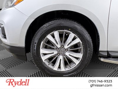 2019 Nissan Pathfinder SL