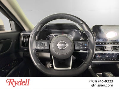 2023 Nissan Pathfinder SL 4WD