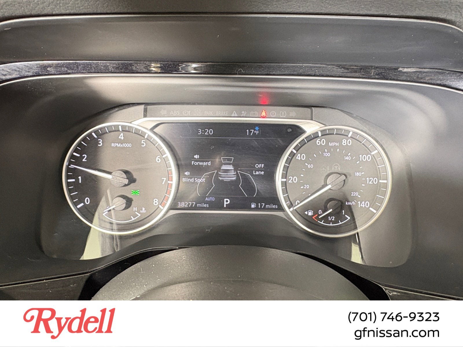 2023 Nissan Pathfinder SL 4WD