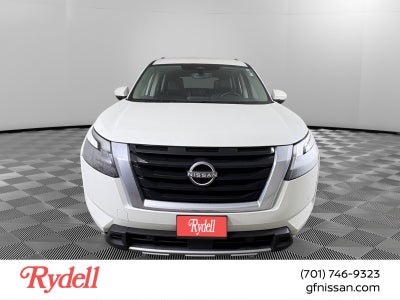 2023 Nissan Pathfinder SL 4WD