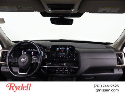 2023 Nissan Pathfinder Platinum