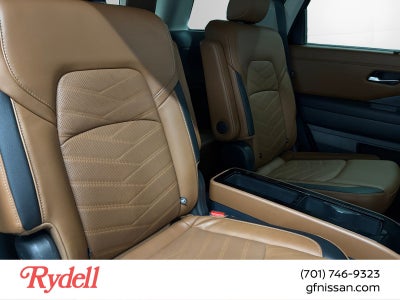 2024 Nissan Pathfinder Platinum 4WD