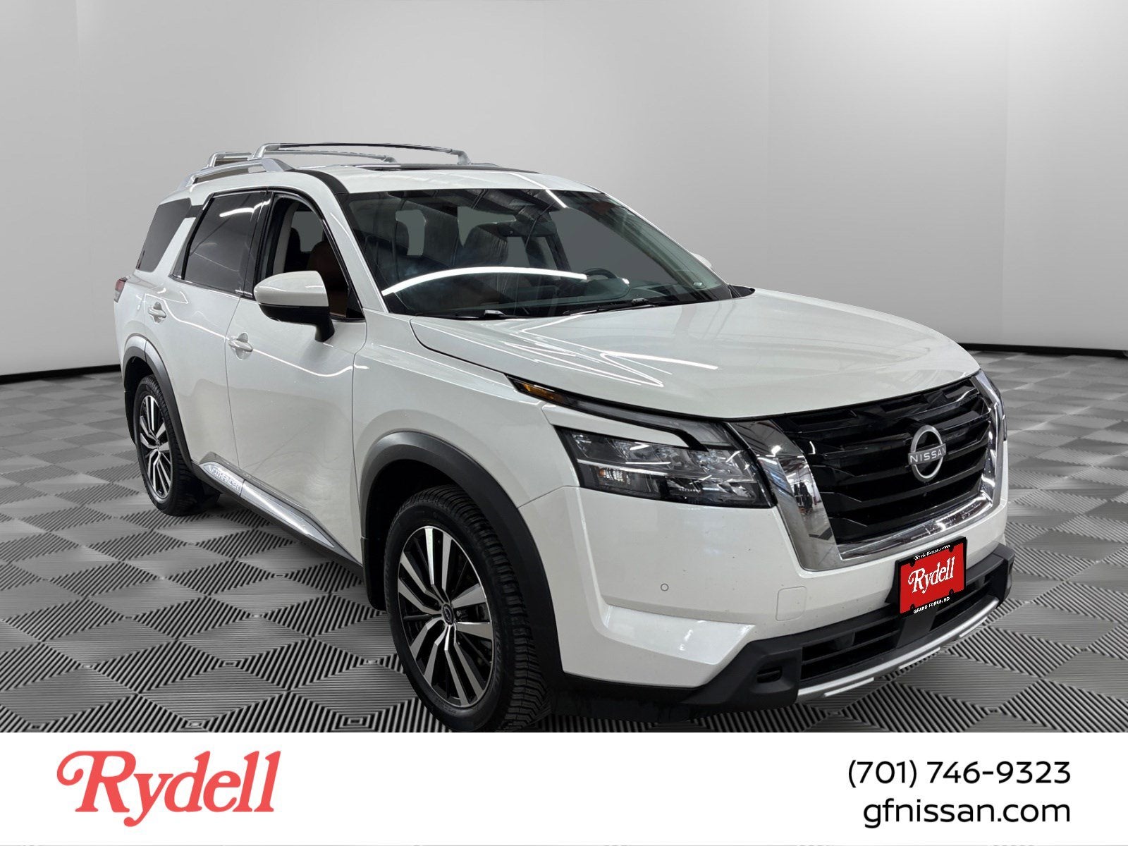 2024 Nissan Pathfinder Platinum 4WD