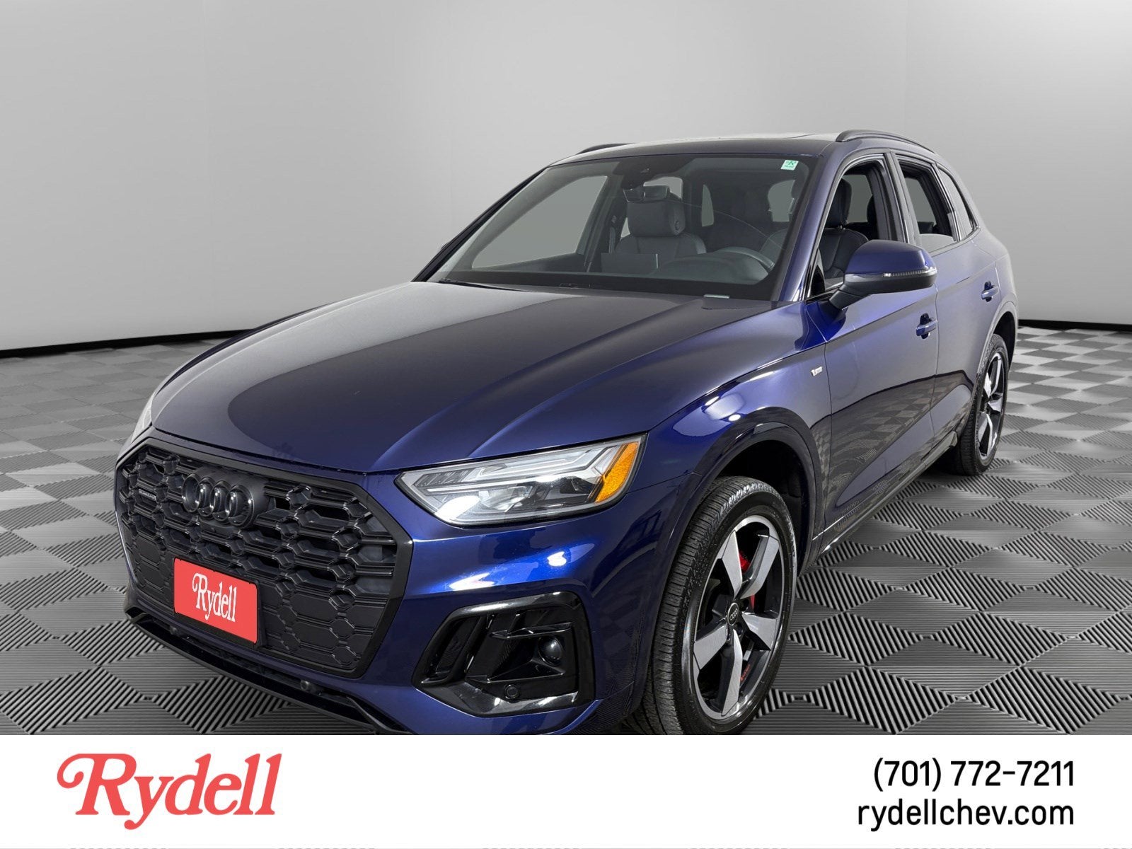 2024 Audi Q5 S line Premium Plus