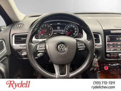 2014 Volkswagen Touareg Sport