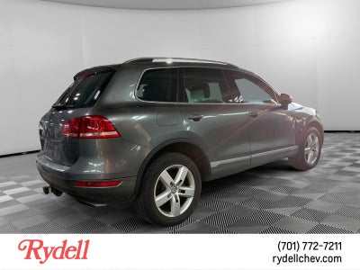 2014 Volkswagen Touareg Sport