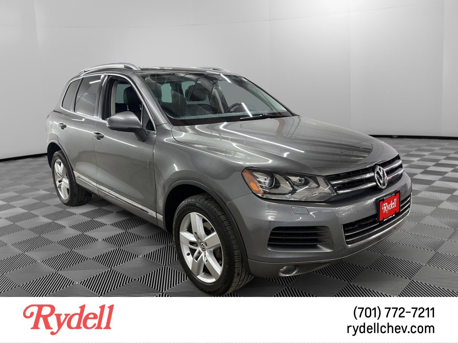 2014 Volkswagen Touareg Sport